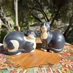 Tuxedo FAT CAT Salt Pepper Shakers Hand Painted By Sakura Warren Kimble